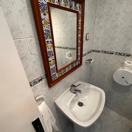 Hosteria,restaurante,cafeteria Abetos Villanueva de la Peña