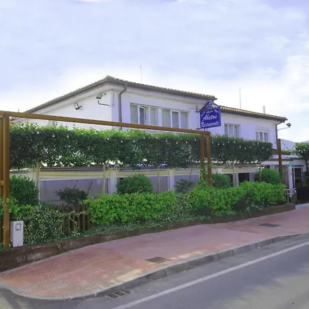 Hosteria,restaurante,cafeteria Abetos * Villanueva de la Peña